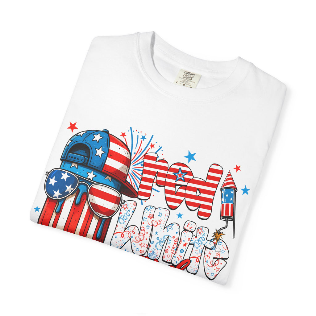 Patriotic Mom Vibes T-Shirt — 'Mom Savage and Cool' 4th of July Graphic Tee